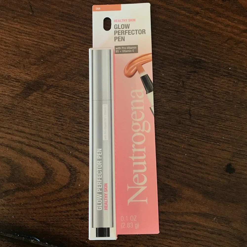🔴 4/$15 Neutrogena® Healthy Skin Glow Perfector Concealer Pen in Tan, 0.1 OZ